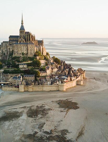 Visiter la baie du Mont-Saint-Michel côté Normandie : nos adresses coup de cœur à découvrir